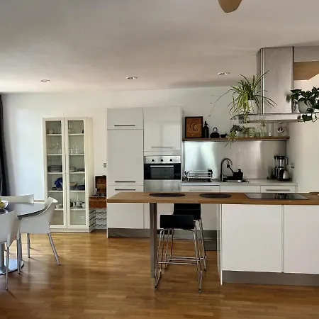 Apartment Loft Bouquet Mar Y Montana 25 Min A Bcn *